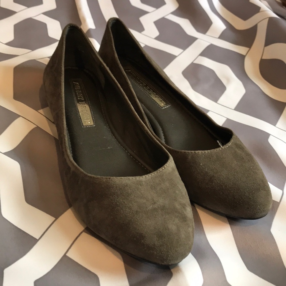 Flat Dress Shoes